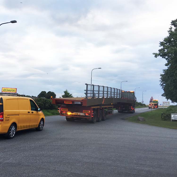 Særtransport af broelement