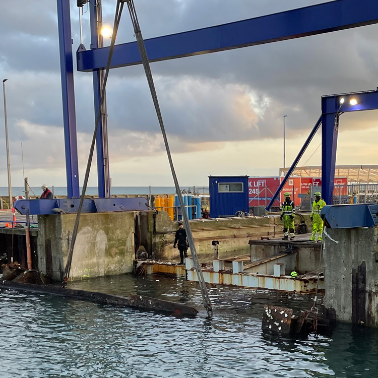 Ny broklap ved Stena Lines færgeterminal Grenaa Havn