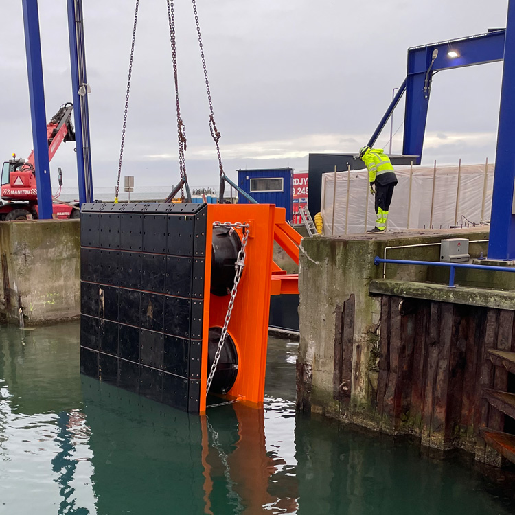 Ny broklap ved Stena Lines færgeterminal Grenaa Havn