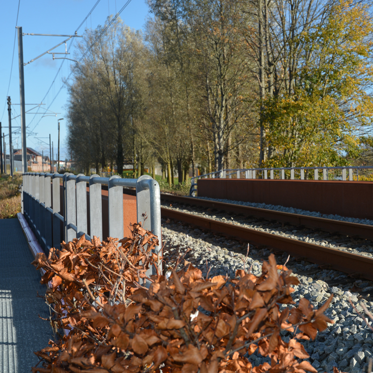 Cortenbro, Grenaa Station